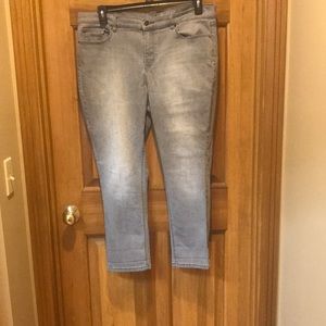 NY&C Gray Low-Rise Skinny Ankle Jeans